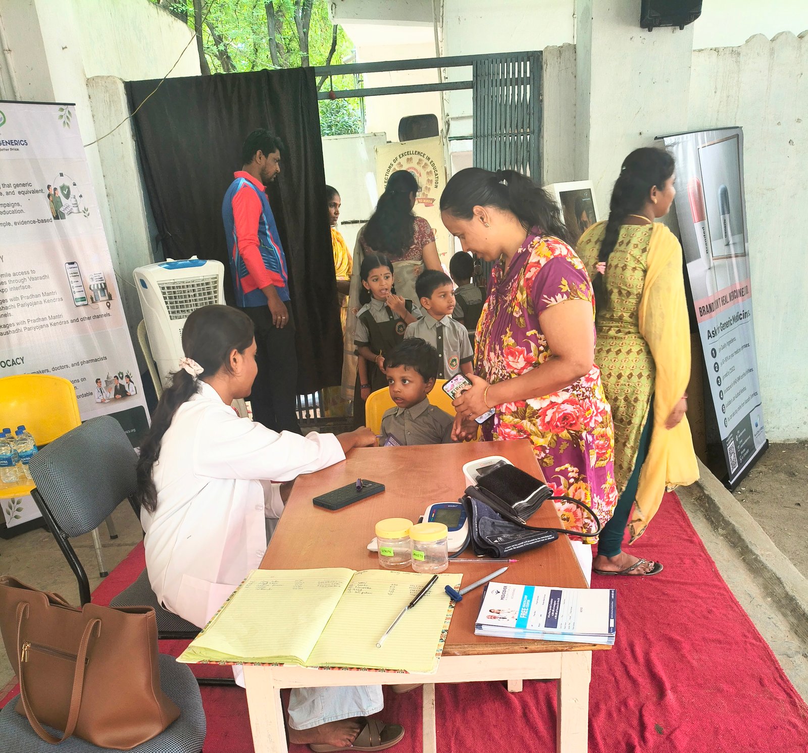 Vaaradhi Trust Partners with Smart Kennedy High School for a Successful Health Camp